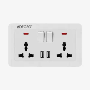 Universal socket with USB outlet